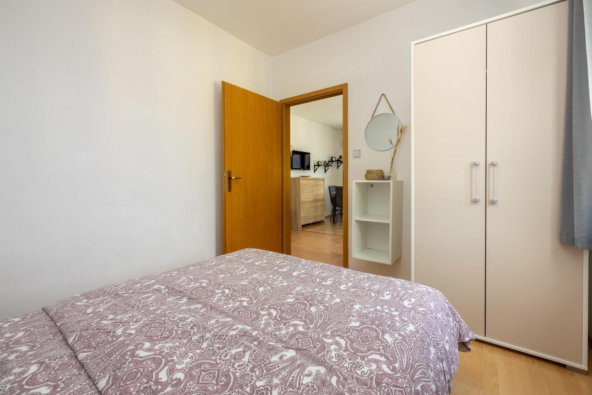 Apartments Claudia Crikvenica Bagian luar foto