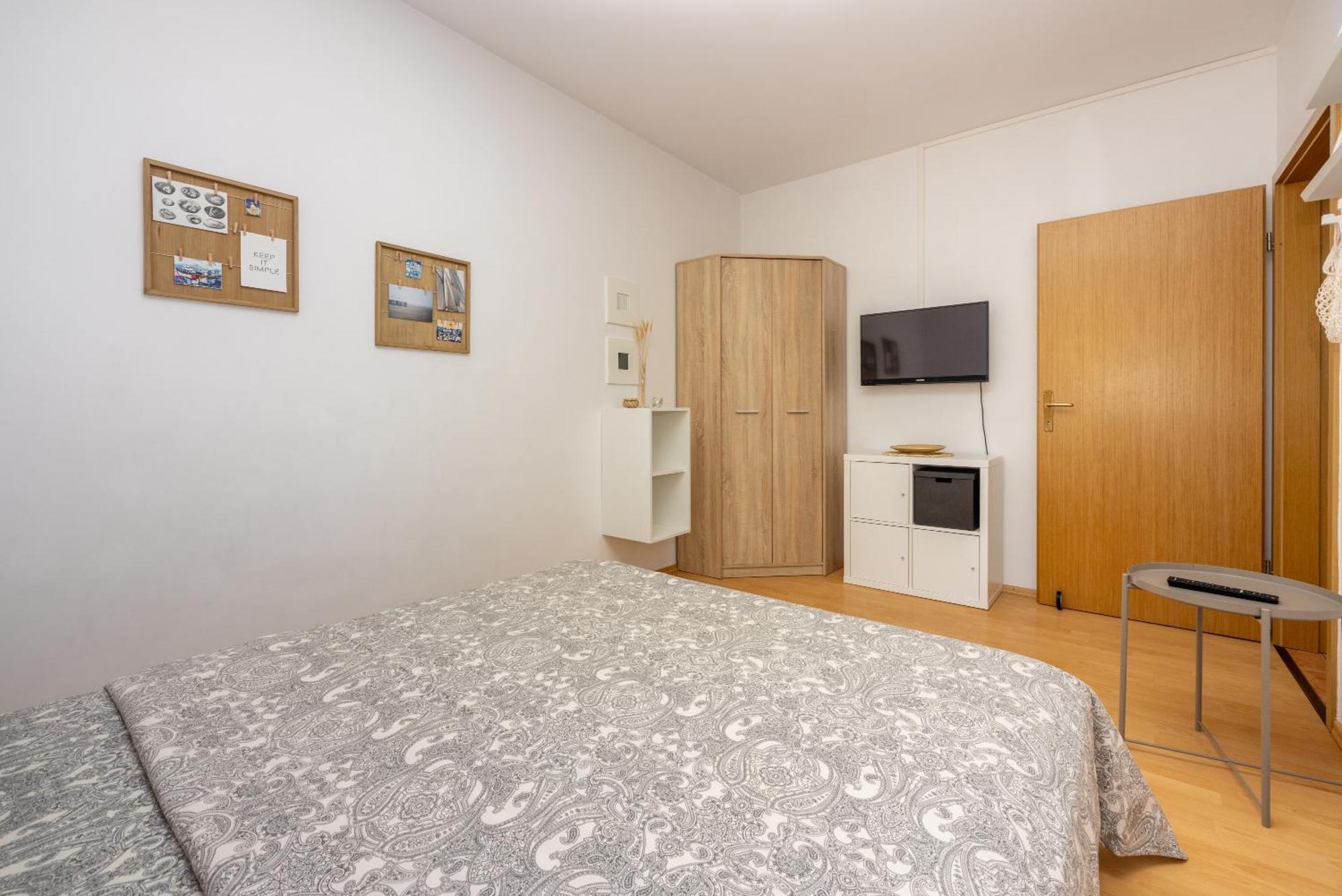 Apartments Claudia Crikvenica Bagian luar foto