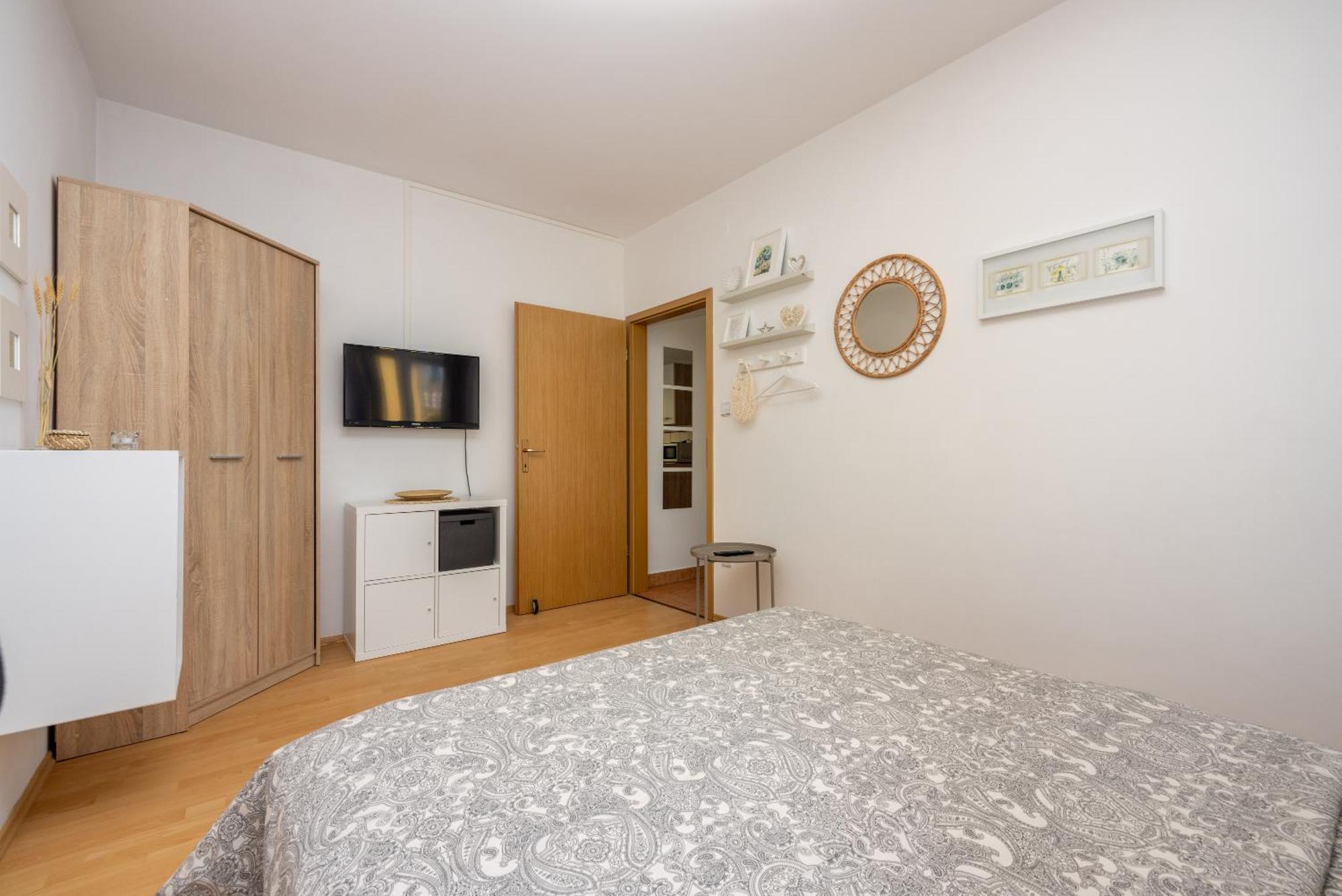 Apartments Claudia Crikvenica Bagian luar foto