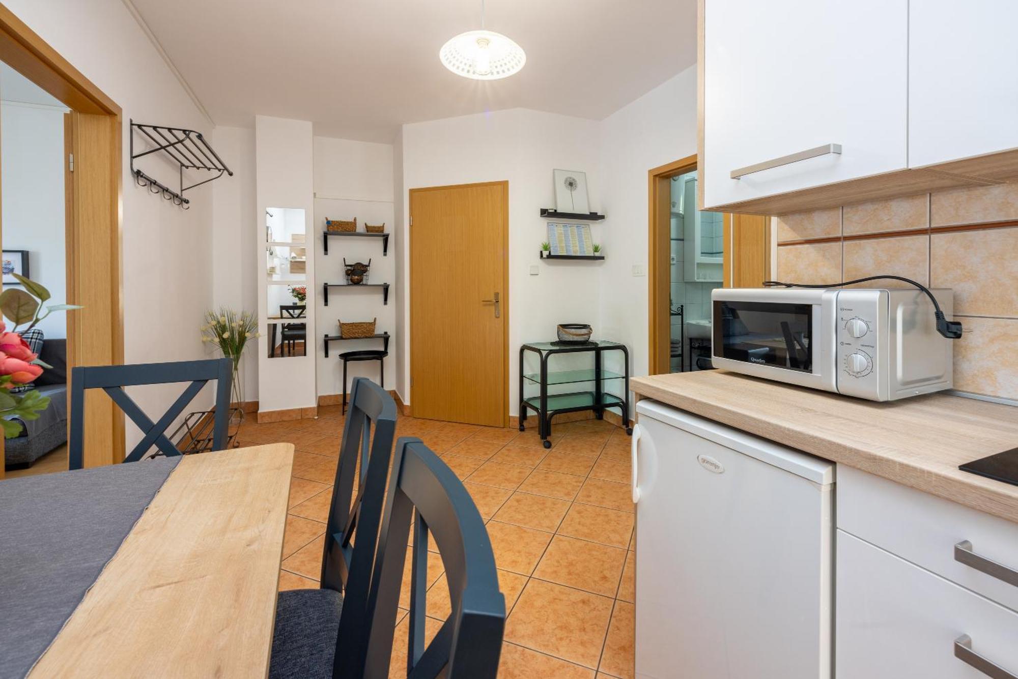 Apartments Claudia Crikvenica Bagian luar foto